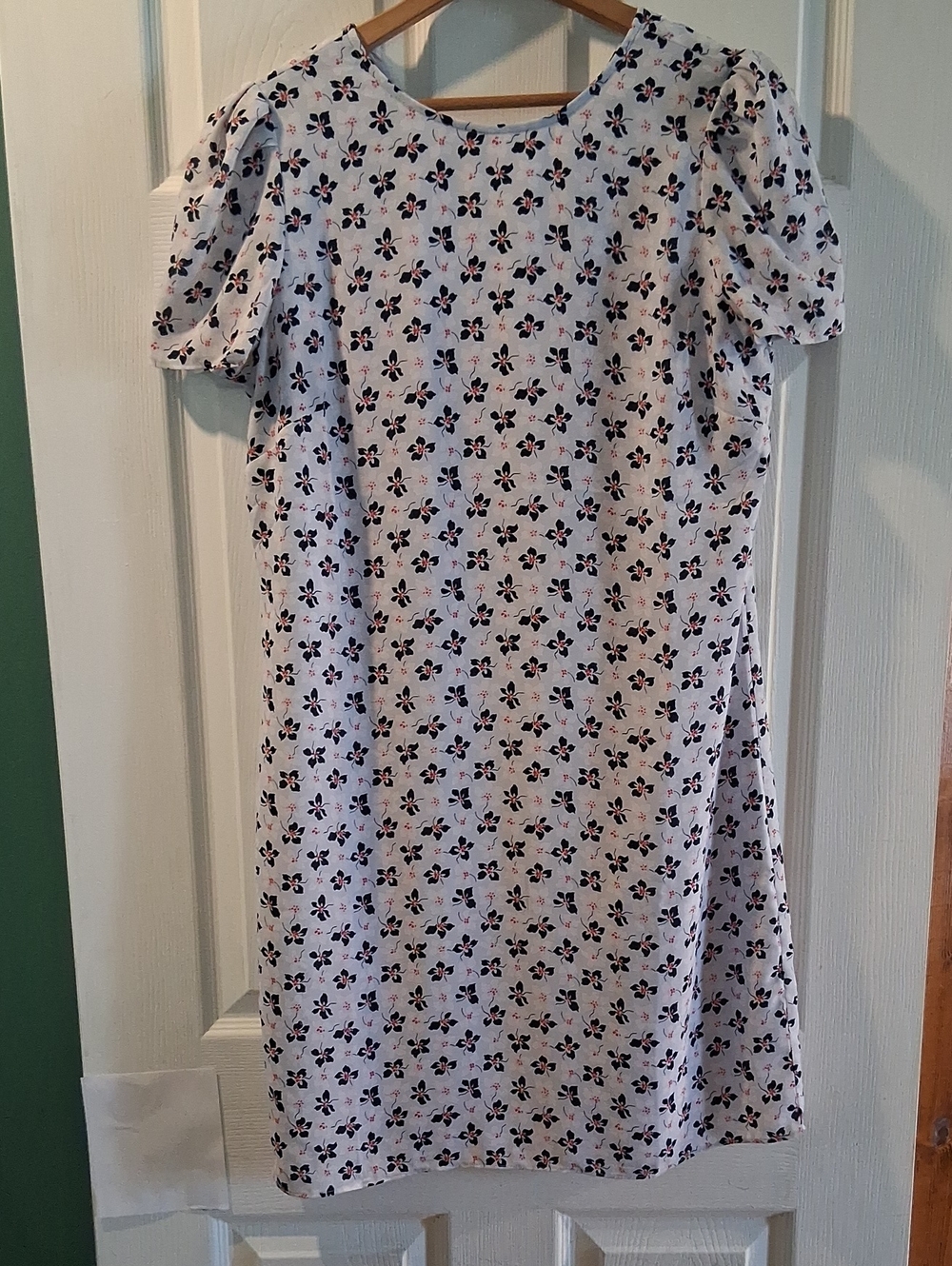 Ann Taylor White Dress with Navy and Coral Floral Print